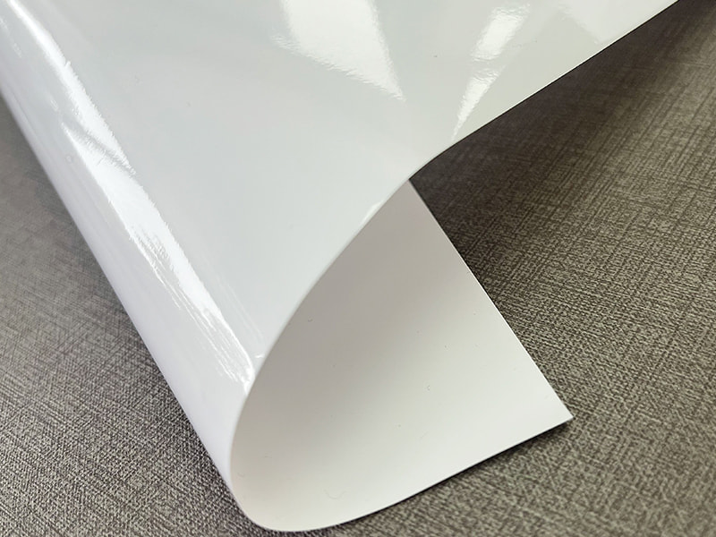 Декоративная пленка из ПВХ с высоким глянцем